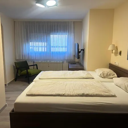 Szálloda Neue Traube Fellbach